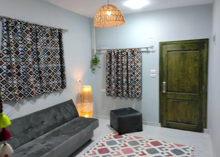 The Palm Circle - - 2 Apartment